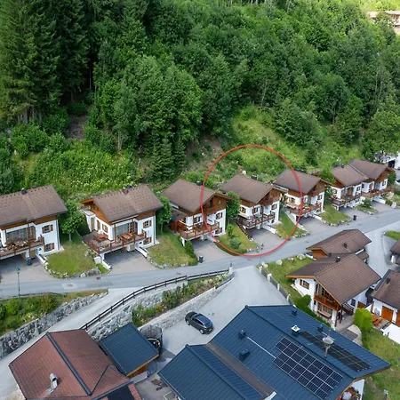 Σπίτι διακοπών Spacious Detached Chalet In Holiday Village Wald im Pinzgau