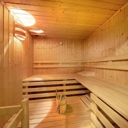 Spacious Detached In Village * Wald im Pinzgau