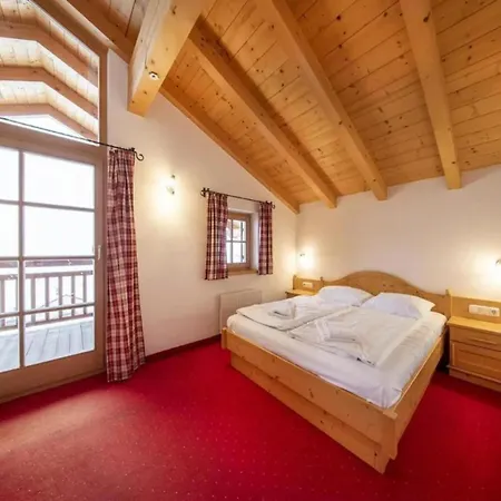Spacious Detached In Village * Wald im Pinzgau