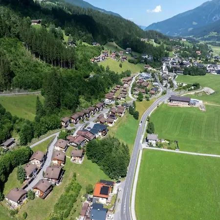 Nyaraló Spacious Detached In Village Wald im Pinzgau